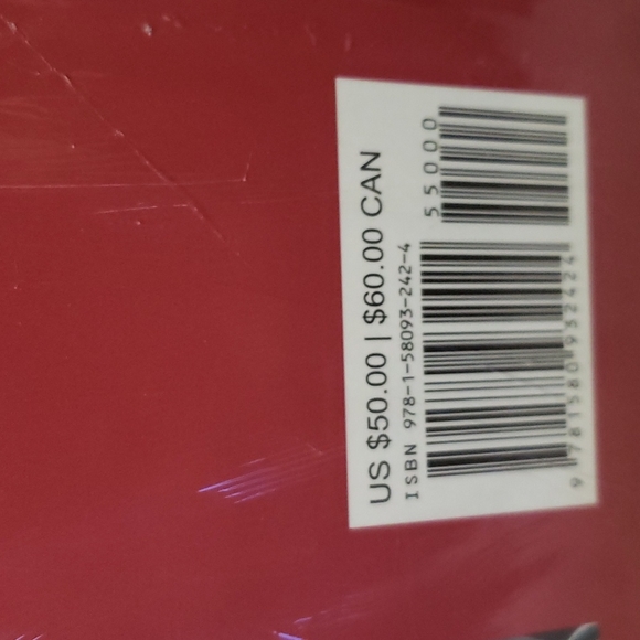 BNWT NOVEL THE FINEST ROOMS IN AMERICA - Picture 3 of 4